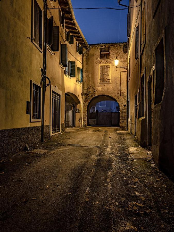 Camera Rustica In Valpolicella Con Parcheggio Pescantina Luaran gambar
